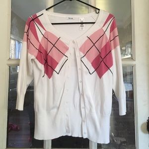 ❤️Pink and white argyle cardigan